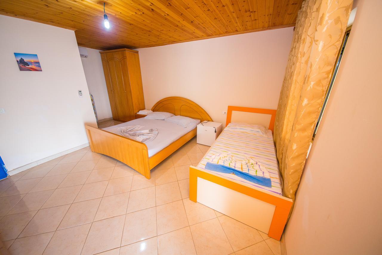 Isi Rooms Vlorë 外观 照片