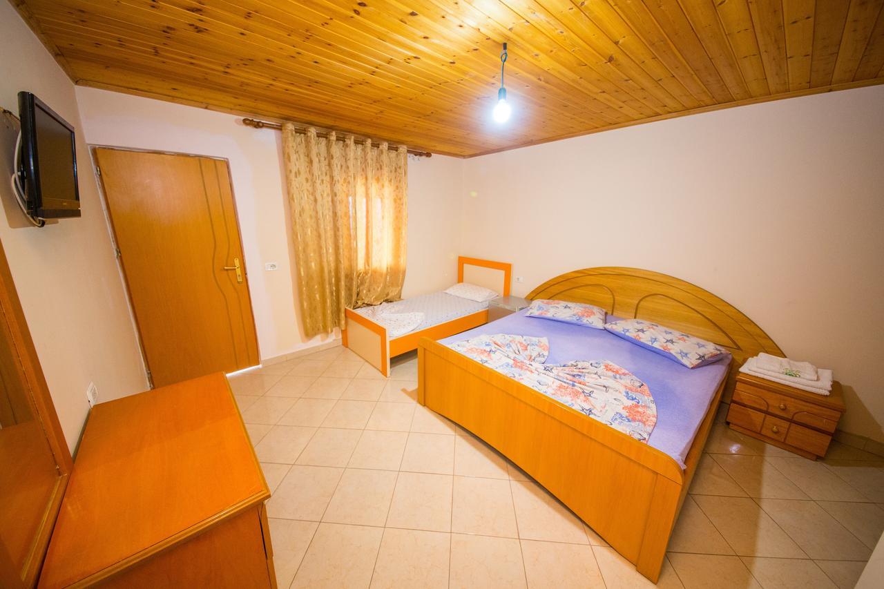Isi Rooms Vlorë 外观 照片